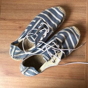 Striped Soludos